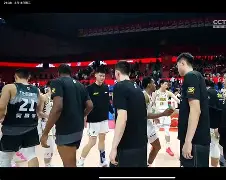 今晚广厦男篮备战葡超，手感冰凉细节曝光，质疑声仍在，赛程密集仍需轮换